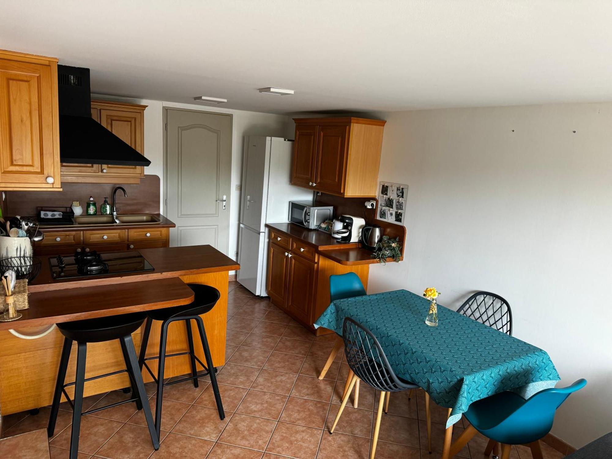 Au Calme Dans Maison En Rez De Jardin A 2,2 Kms Du Groupama Stadium Et Salle Ldlc Arena Meyzieu Exteriör bild